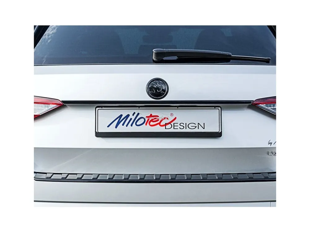 Dokud Zásoby Vydrží Lišta nad zadní SPZ Škoda Superb III Combi 2015- černá lesklá | Milotec